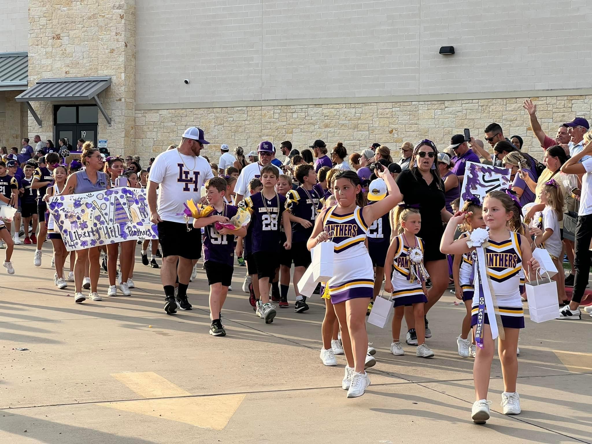 Liberty Hill cheer team